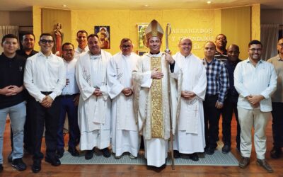 El Seminario Diocesano de Tenerife inicia un nuevo curso con la celebración de la Eucaristía junto a su obispo